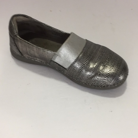 Alegria Chain Mail Glee Silver Leather  Slip on Shoe Size 37 - Picture 1 of 13